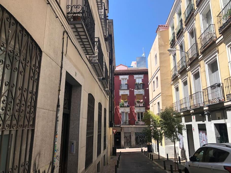 Tesoro Calle, Precioso Estudio Super Equipado Para Dos En Malasana Madrid Ngoại thất bức ảnh