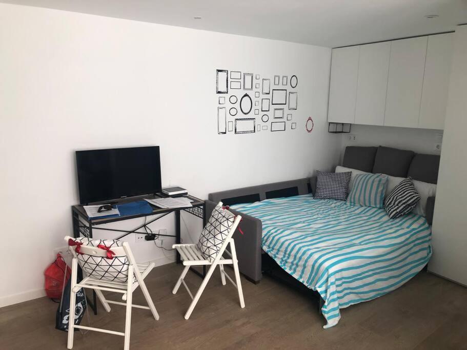 Tesoro Calle, Precioso Estudio Super Equipado Para Dos En Malasana Madrid Ngoại thất bức ảnh