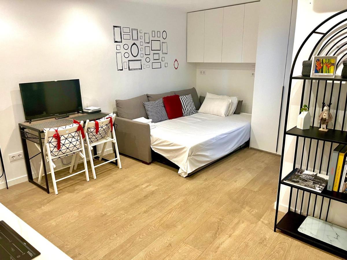Tesoro Calle, Precioso Estudio Super Equipado Para Dos En Malasana Madrid Ngoại thất bức ảnh